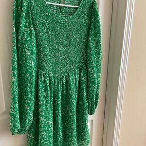 eesome Green Floral Long Sleeve Dress